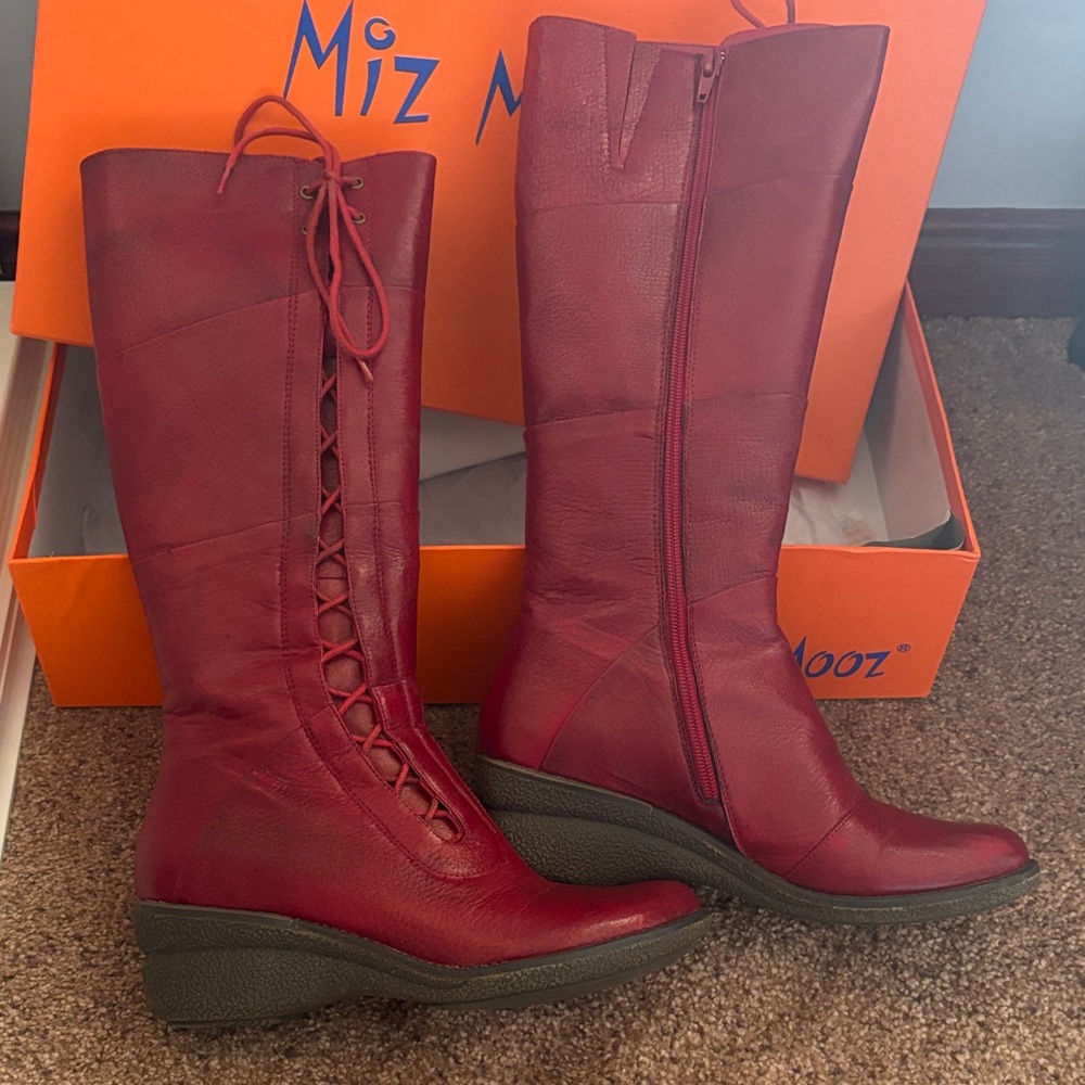 Miz Mooz Women's Red Lace-Up Leather October Boots